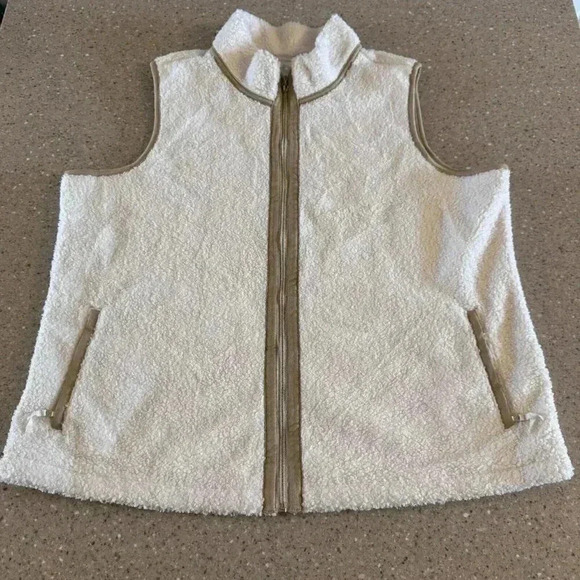 Tommy Bahama Jackets & Blazers - Tommy Bahama Sherpa Vest Womens XL Faux Suede Trim Coconut Cream